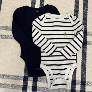 GAP baby Navy and White Ribbed Striped Bodysuit Set long sleeve 6-12m